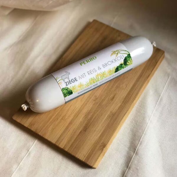 PERRO delikatesna rolada MENU KOZA z RIŽEM in BROKOLIJEM